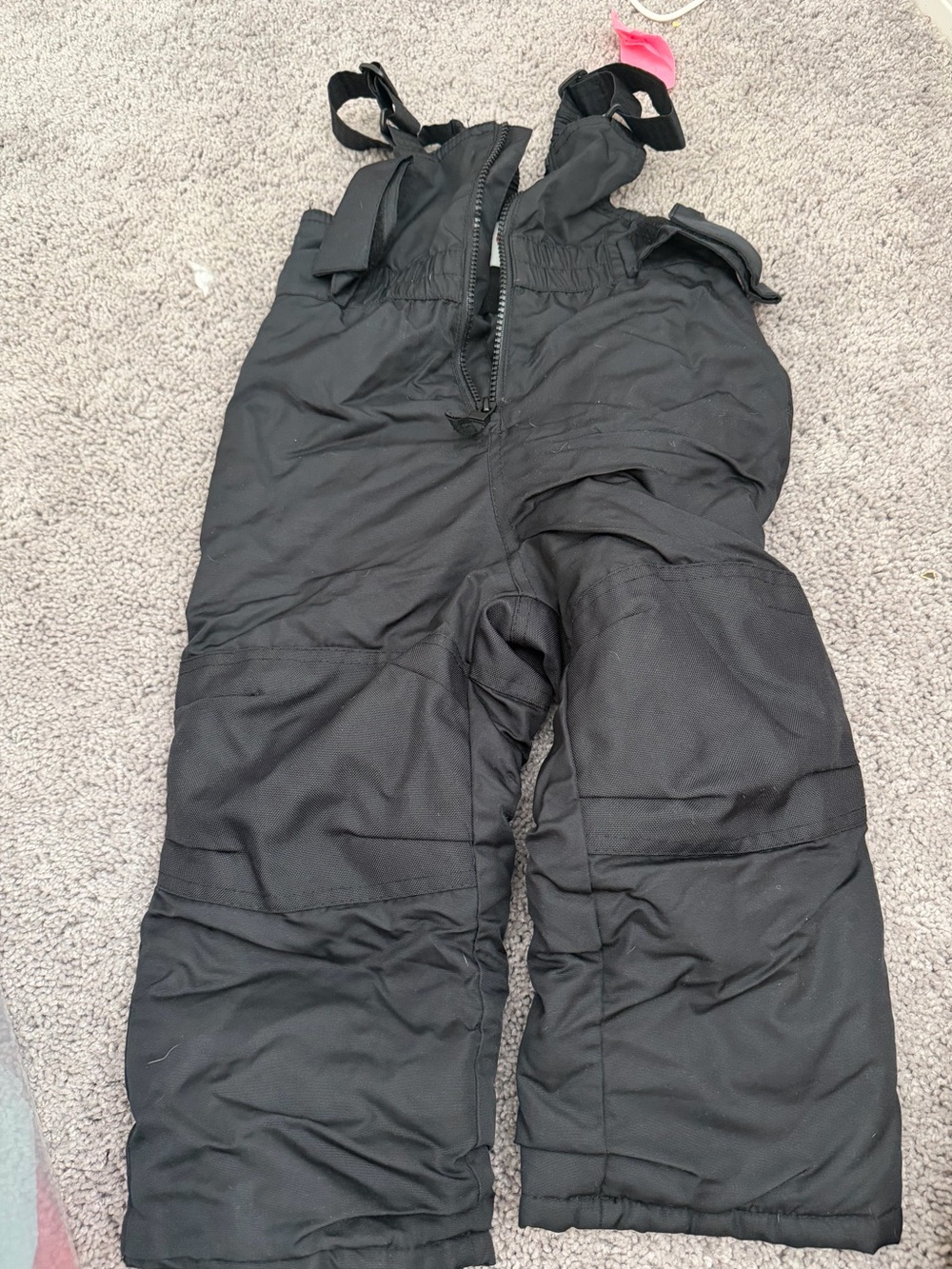 Cat & Jack Black Insulated Snow Pants with Adjustable Straps